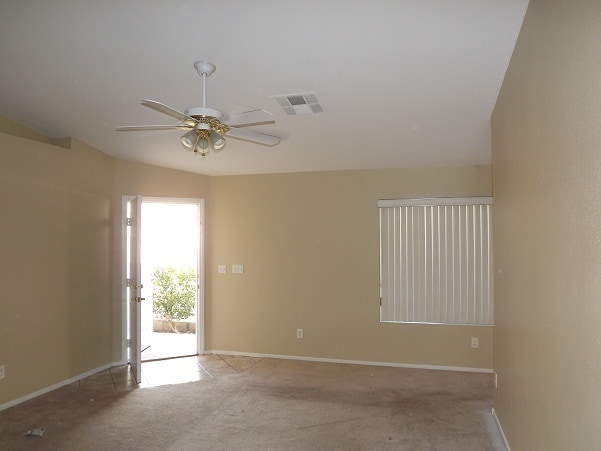 Photo - 4 Bedroom In South Green Valley Area!!!