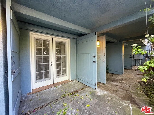 Building Photo - 3008 3rd St Unit C