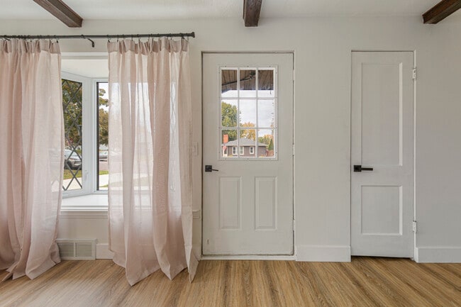 Photo - 107 Gwyn Ave