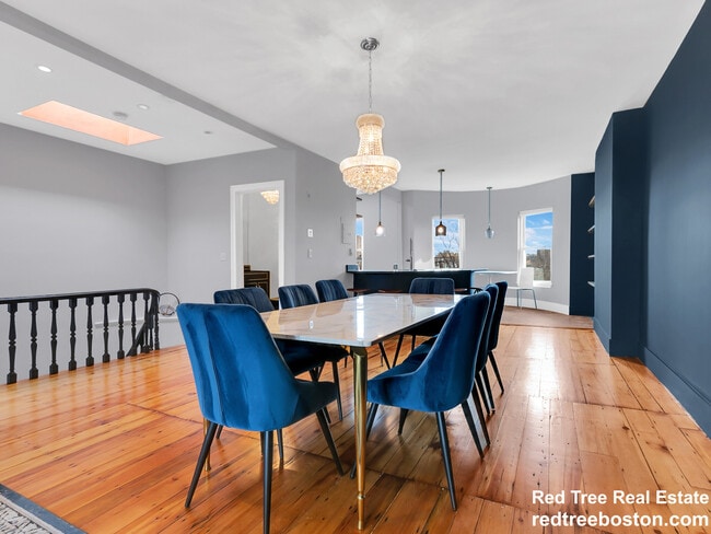 Photo - 482 Columbus Ave