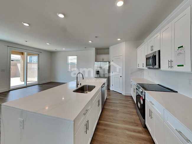 Photo - 8055 Braavos Peninsula Ave