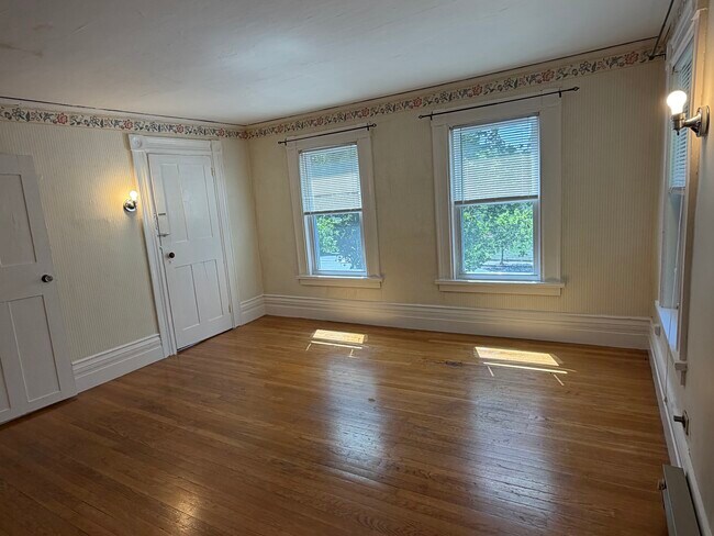 Photo - 103 Pleasant St Unit 2