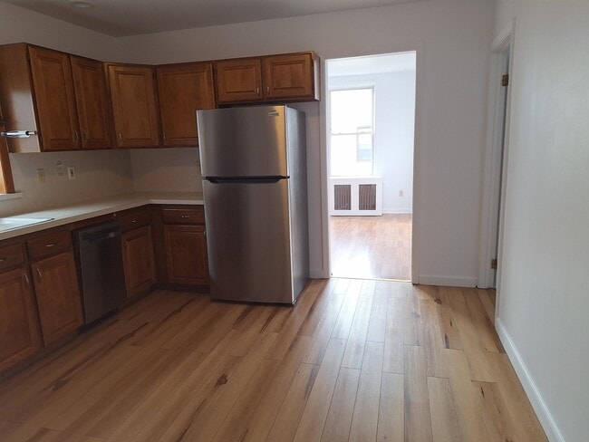 Photo - 589 Avenue A Unit 2R