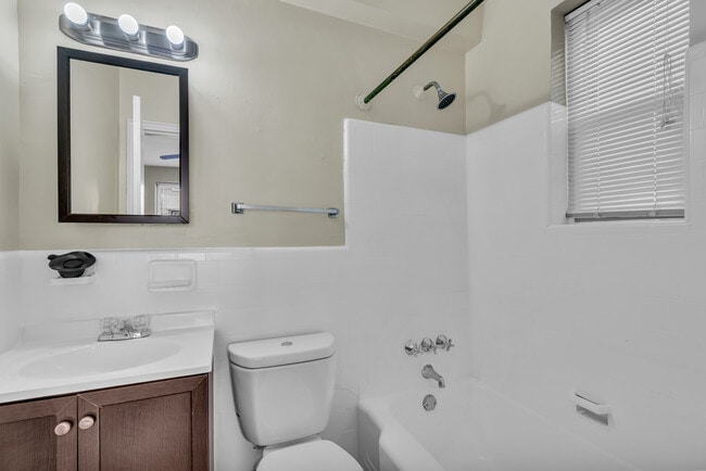 Photo - 1811 Irving Street