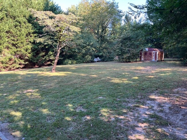 Photo - 302 Satterwhite Dr