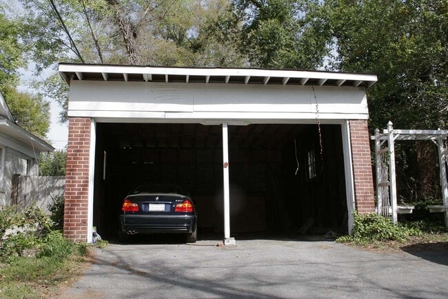 Photo - 123 S Pickens St Unidad 123 S. Pickens St.