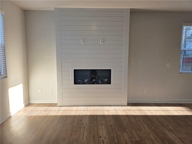 Photo - 1701 Harper Lily Ln