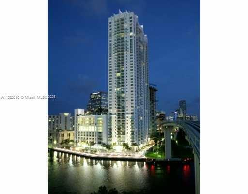 Building Photo - 31 SE 5th St Unit 2601 Rental