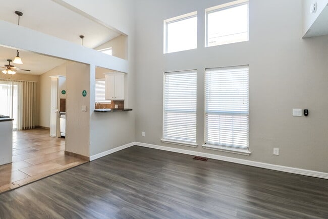 Photo - 503 Clover Rd