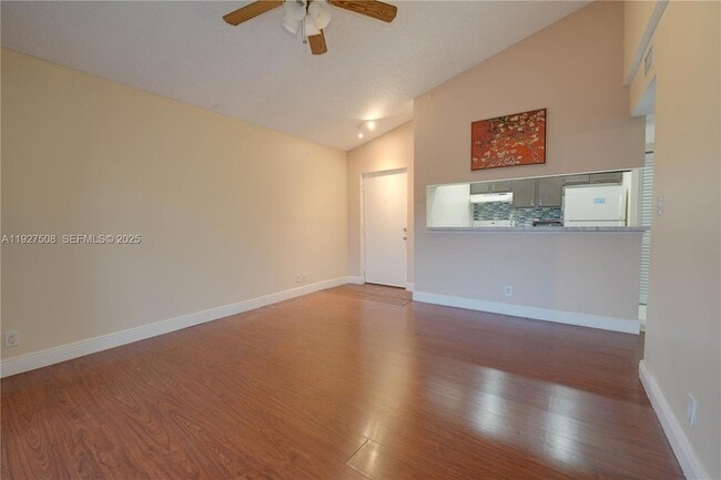 Photo - 5686 Rock Island Rd Unit 1141