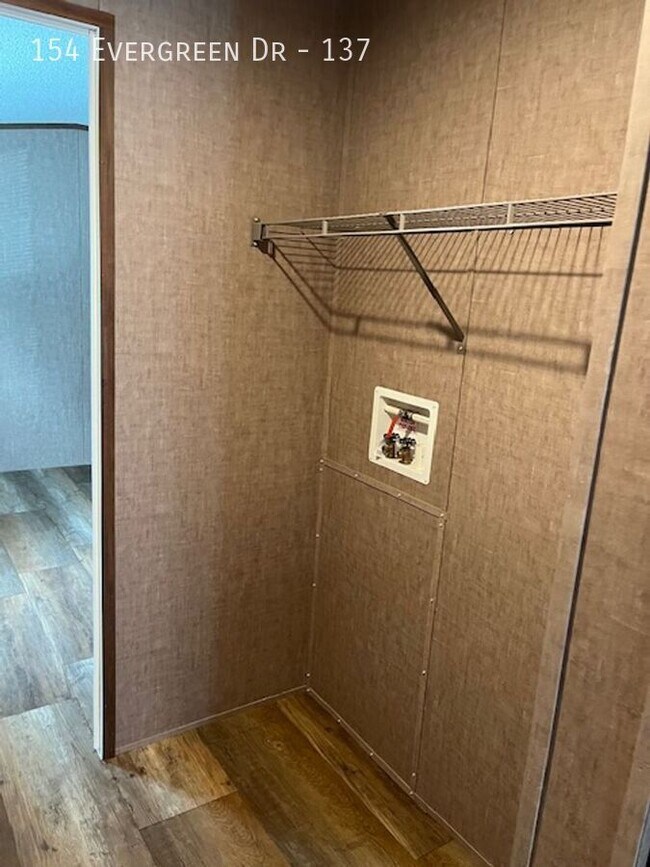 Photo - 154 Evergreen Dr