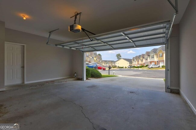 Photo - 118 Meeting Pl Rd