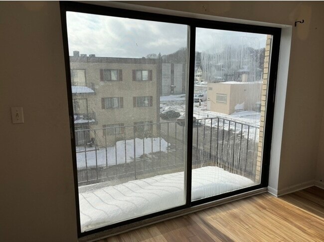 Photo - 406 Broadway Unit 301