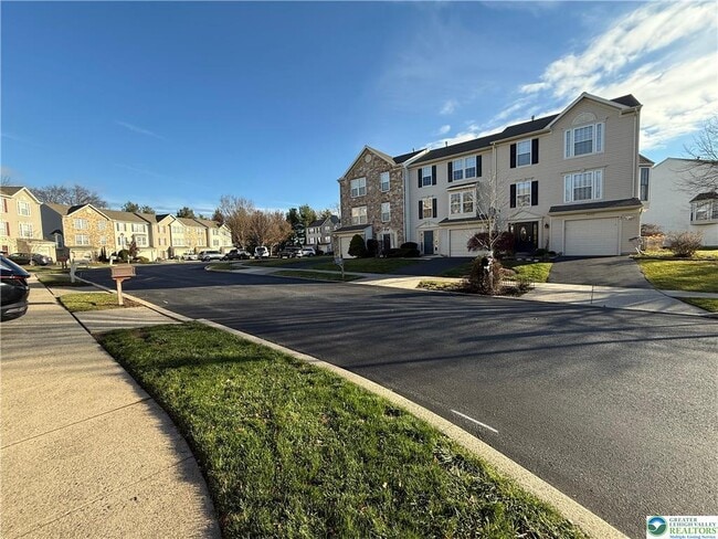 Photo - 4046 Clubhouse Ct