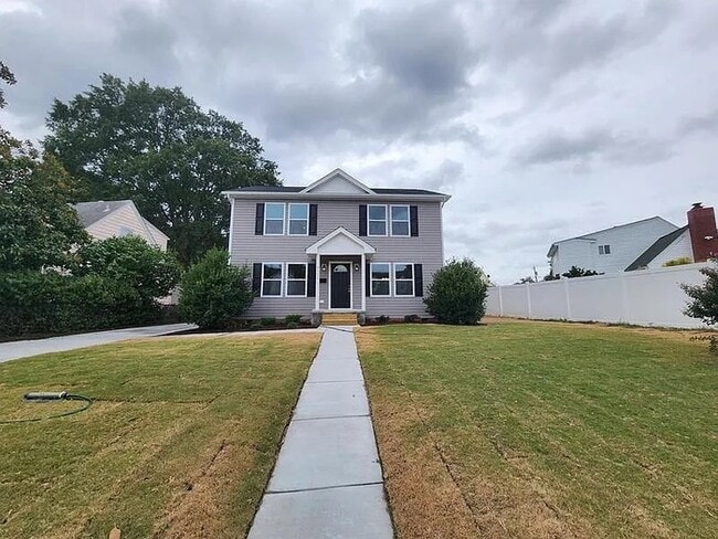 Photo - RENOVATED 4 BEDROOM/3 BATH IN NORFOLK! READY FOR RENT!!