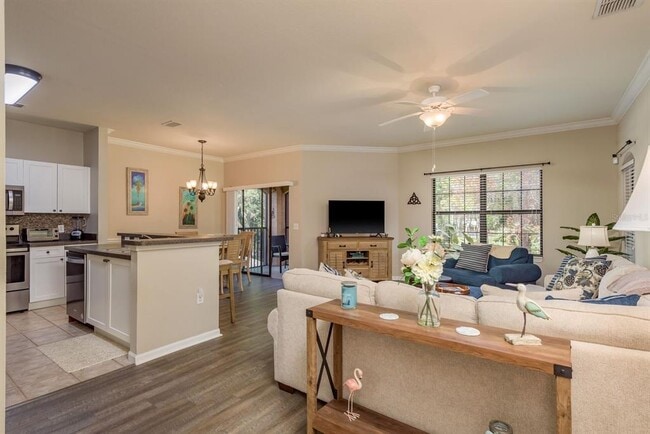 Photo - 2141 Portofino Pl Unidad 8-2828