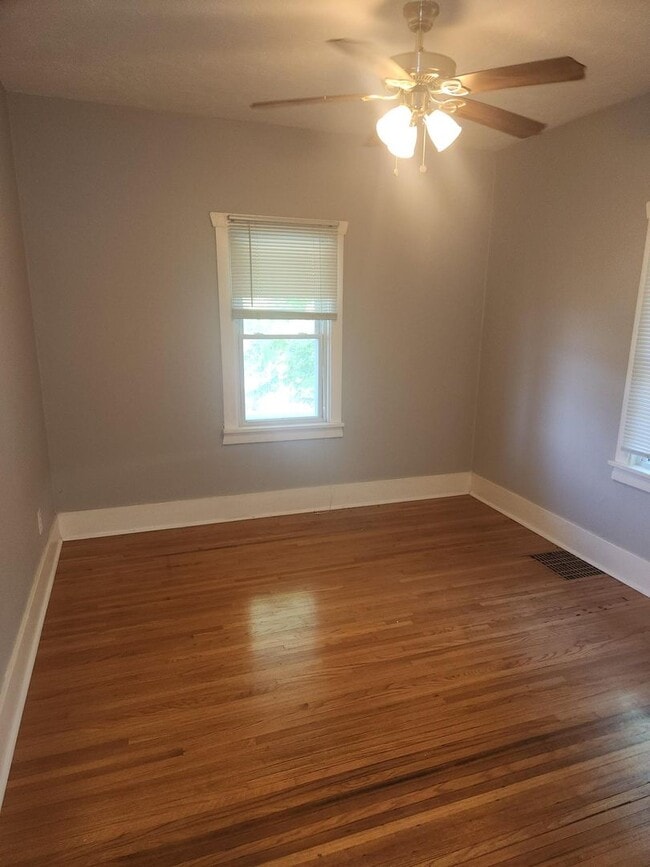 Photo - Northside 2 bedroom, 1 bathroom for rent