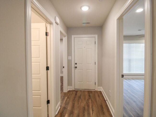 Photo - Lucas Ferry Town Homes!  Cable, Internet &...