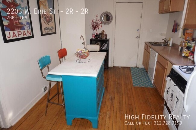 Photo - 2203 W Erie St Unit 2R