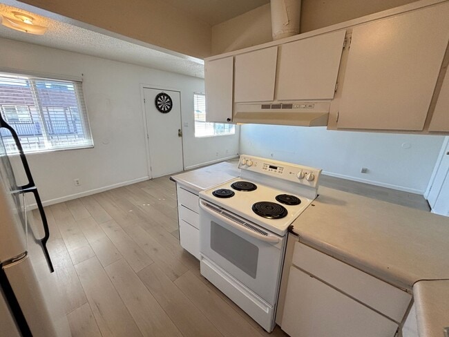 Photo - 155 Westminster Way Unit 1