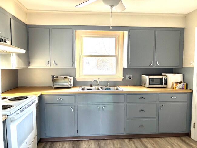 Photo - 154 Roosevelt Ave Unit 1