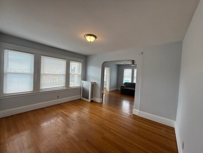 Photo - 527 Gallivan Blvd Unit 3
