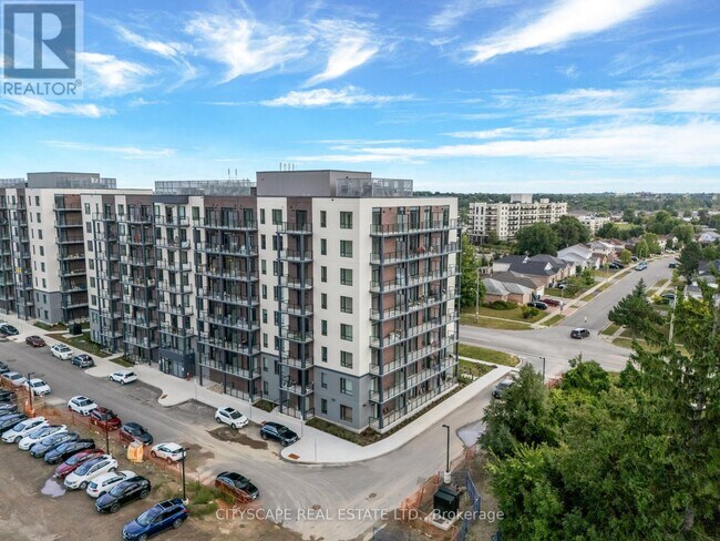 Photo - 181 Elmira Rd S Unité 302B