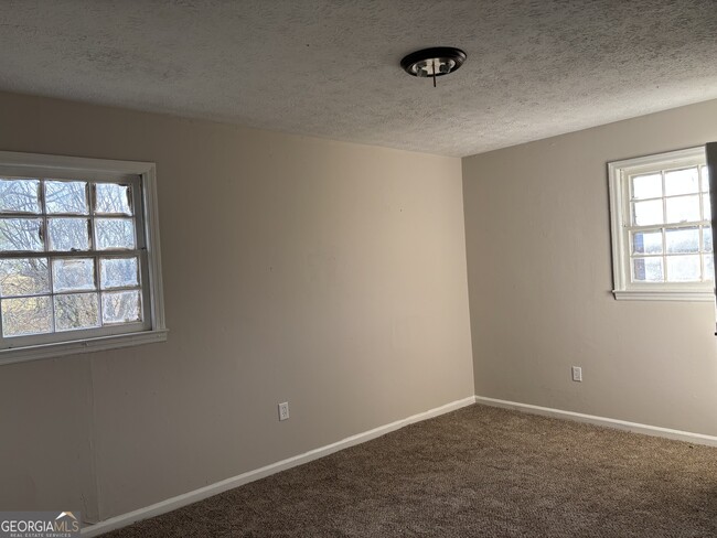 Photo - 138 White River Rd