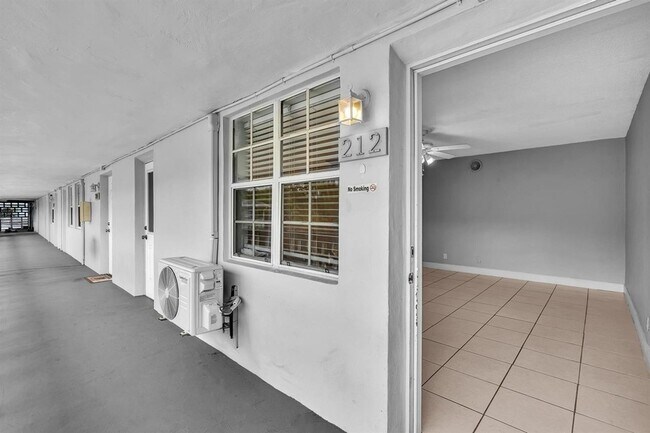 626 SW 14th Ave Unit 212