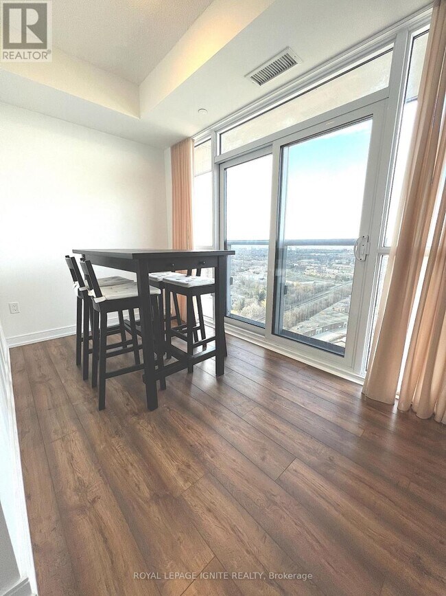 Photo - 225 Village Green Square Unit 2808
