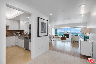 Photo - 13600 Marina Pointe Dr