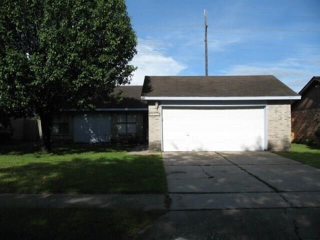 Photo - 1034 Heathfield Dr