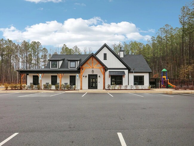 Photo - 799 Red River Dr
