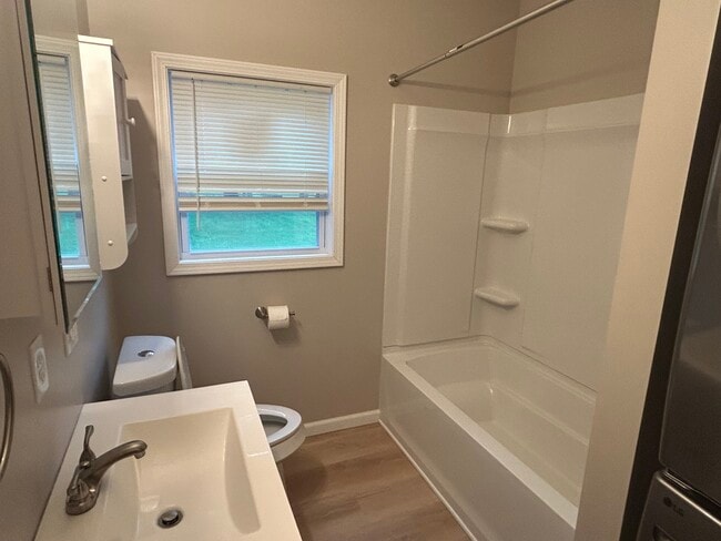 Photo - 346 E Dibble St