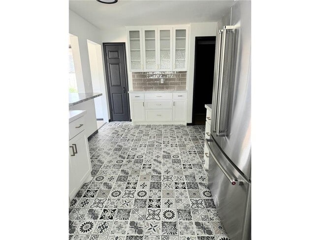 Photo - 6115 Colfax Ln S