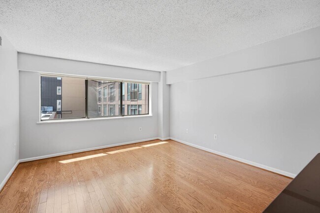 Photo - 1225 13th St NW Unit 508
