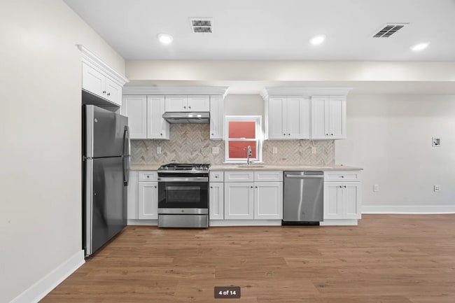 Photo - 20 Joyce Kilmer Ave Unit 2