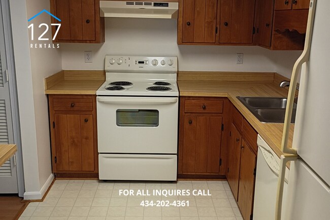 Photo - Spacious 3-Bedroom End Unit with Pool, Washer & Dryer, and Included Lawn Care