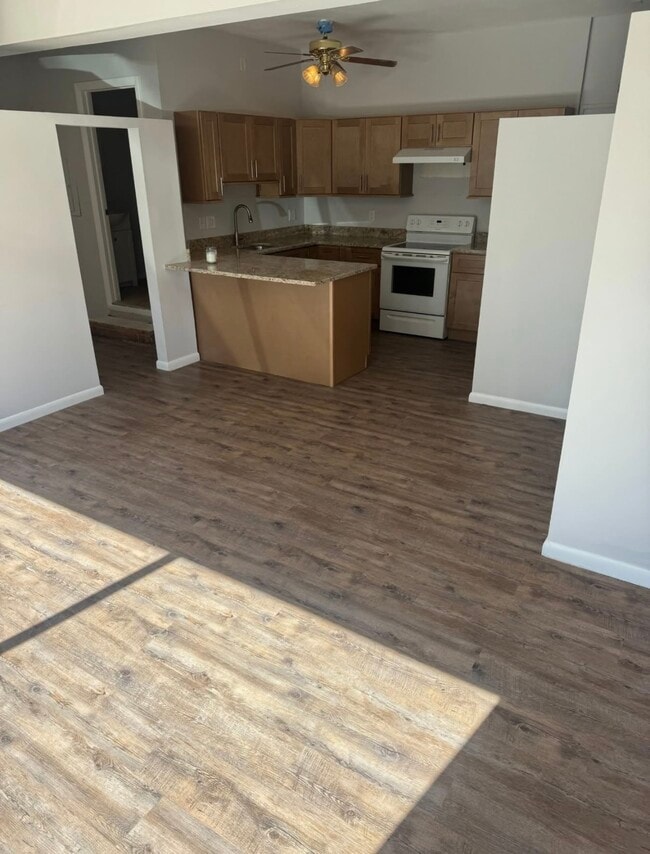 Photo - 131 Naugatuck Ave Apartamento Unidad B