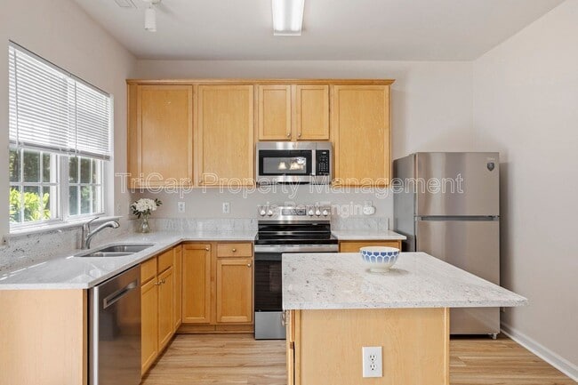 Photo - 308 Willingham Rd