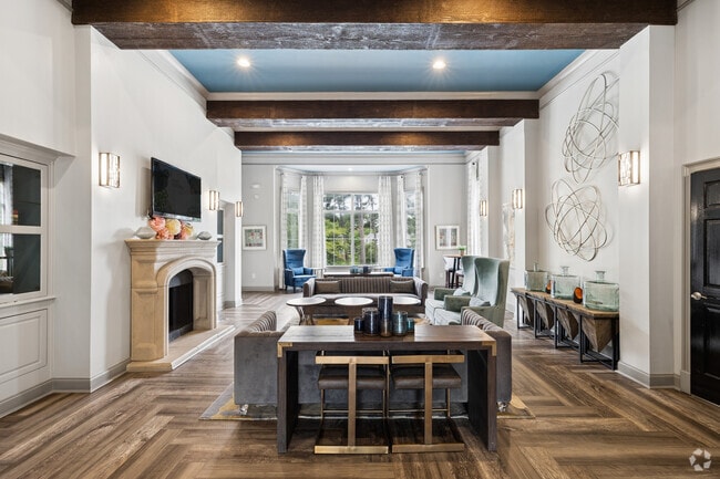 Clubroom - Merritt at Sugarloaf