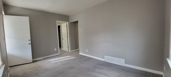 Photo - 8057 Meadow Ave