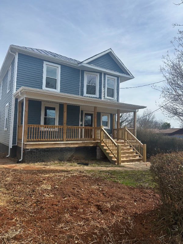 Photo - 1304 Floyd St