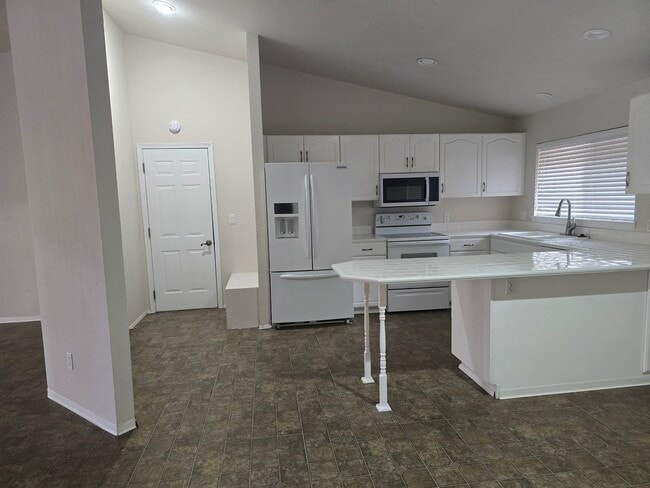 Photo - MM2240-1 Unit A