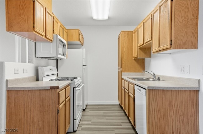 Photo - 4730 E Craig Rd Unit 2020