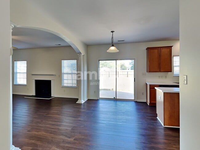 Photo - 2006 Brook Valley Run