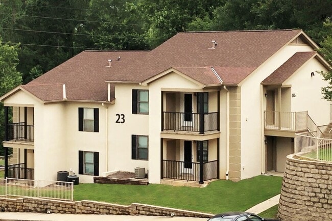 Hillside Commons - Hillside Commons Apartments