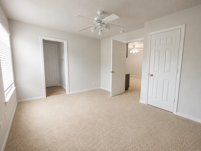 Building Photo - 12506 Aliso Bend Ln