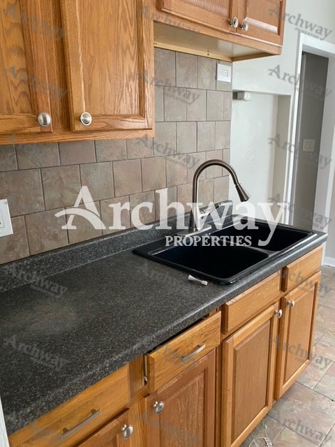 Photo - 6019 Oakland Ave