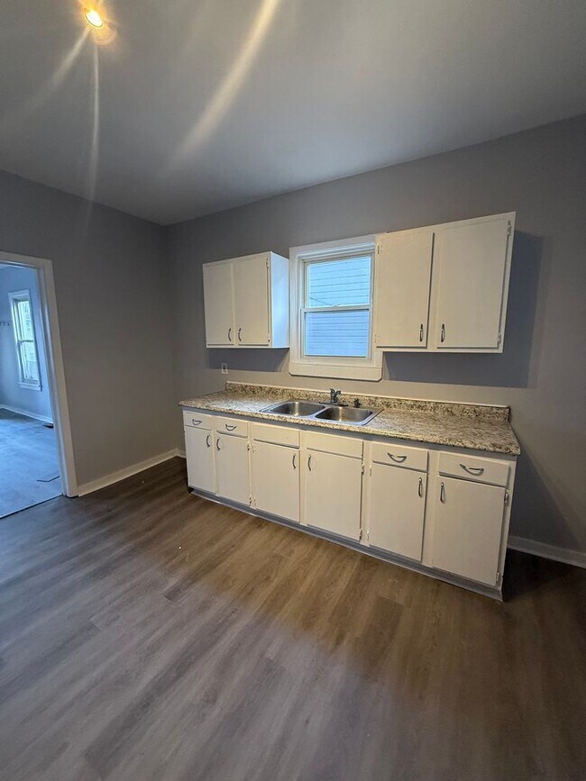 Photo - Cleveland East Side Single - Harvard/E 55